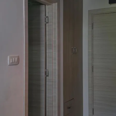 Rea Apartmants Апарт-отель Будва